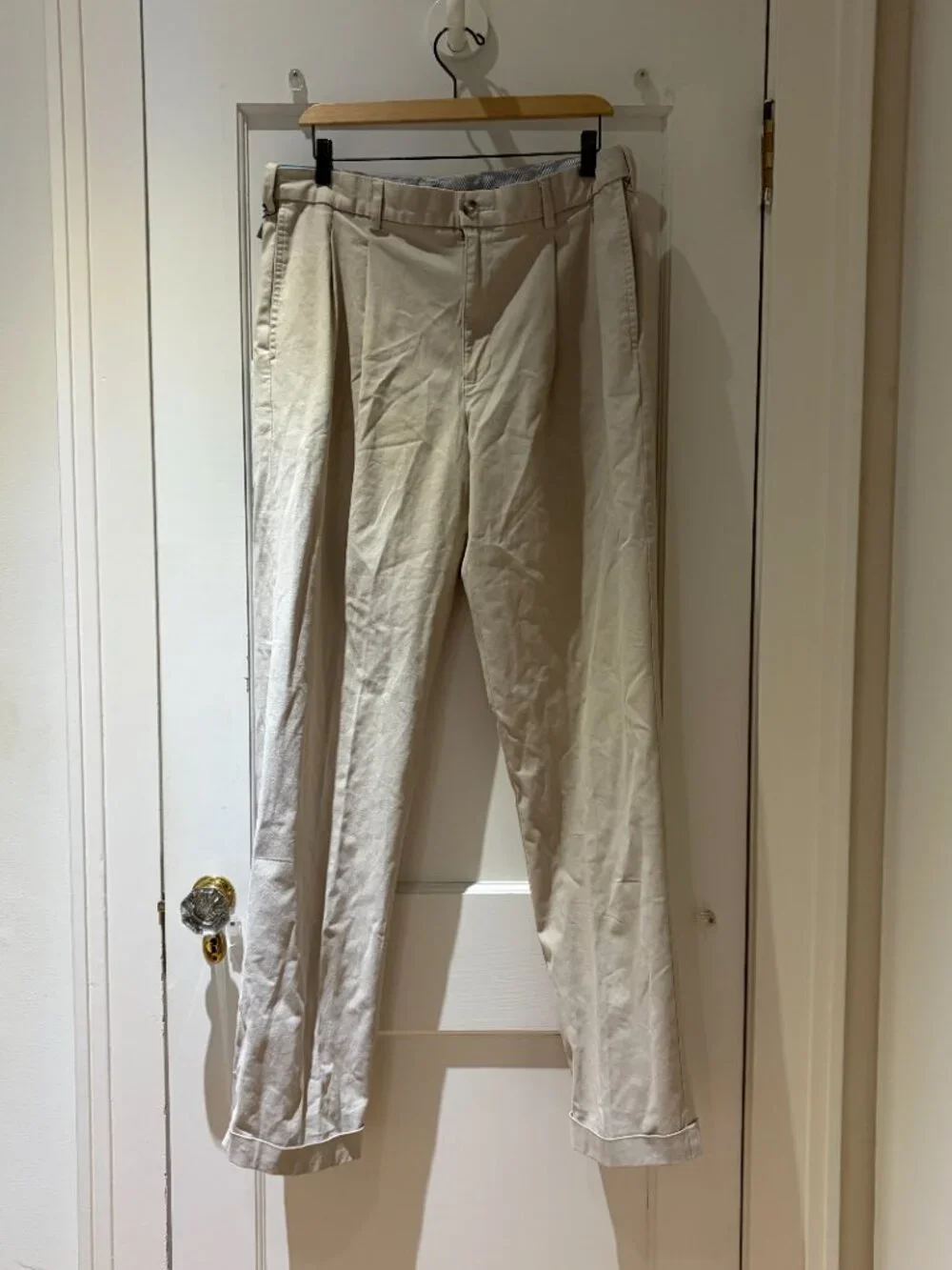 Savane Pleated Ultimate Performance Chino Pants Size 36x34 NWT - Picture 2 of 9
